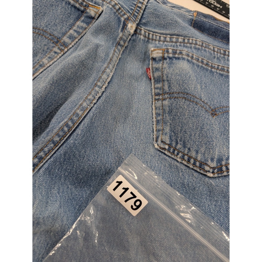 VTG Levis Jeans Mens 32x31 Blue 501 Distressed Straight Light USA Tagged 34x32 - Picture 11 of 11